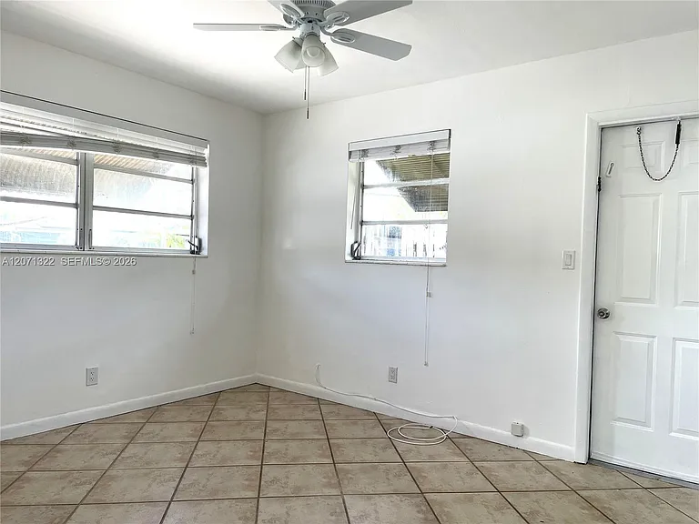 225 NW 23rd St #1 — Photo 11