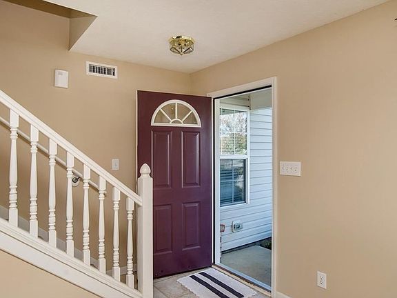 3rd image of 8417 Waterleaf Dr