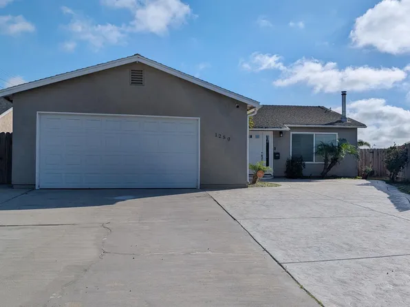 1250 Waxwing Ln, Chula Vista, CA 91911