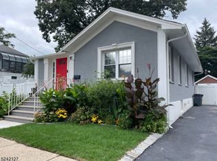 57 Stuyvesant Rd, Teaneck, NJ 07666