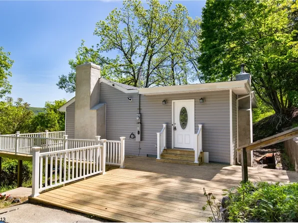 5 Cedar Ridge Rd N, Sussex, NJ 07461