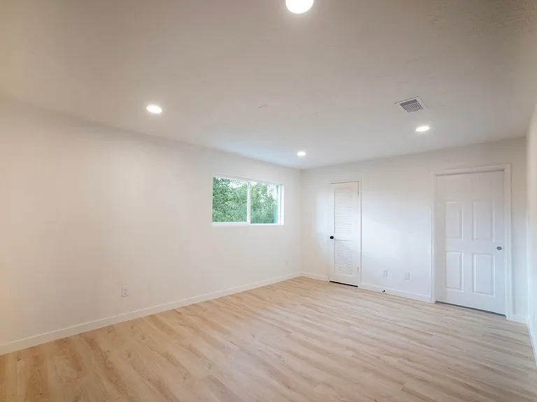 3547 Glenwood Springs Dr — Photo 14
