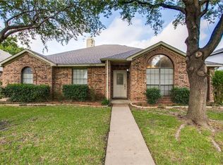 6733 Aimpoint Dr, Plano, TX 75023