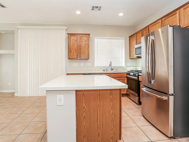 6425 Butterfly Sky St — Photo 7