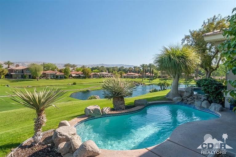 1st image of 484 Desert Holly Dr