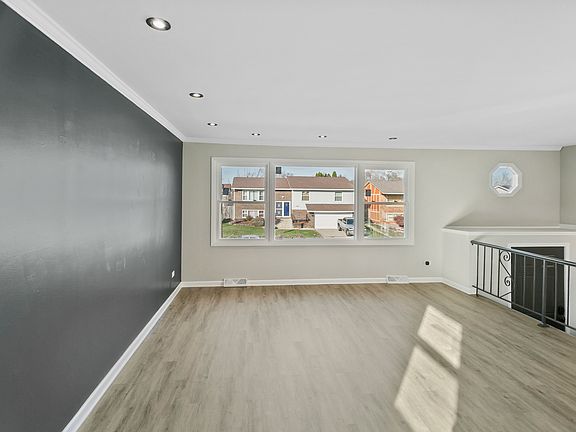 2nd image of 3026 224th Pl
