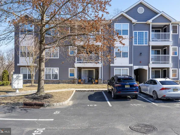 335 Nicholas Dr, Riverside, NJ 08075