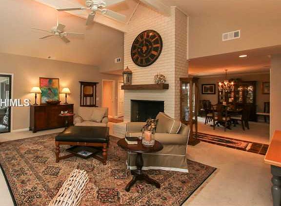 4th image of 5 Pepperbush Ln