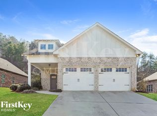 1384 Woodridge Pl, Gardendale, AL 35071