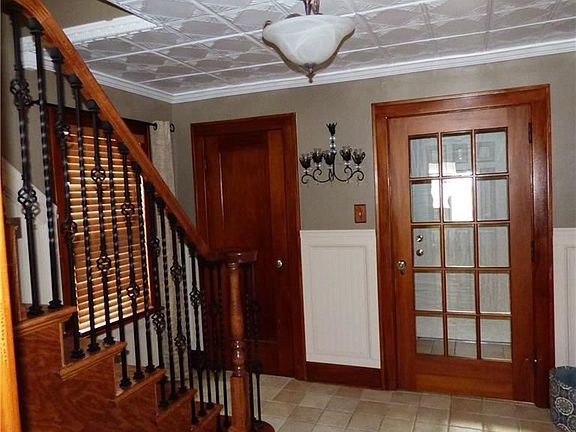 4th image of 4843 Terrace Dr
