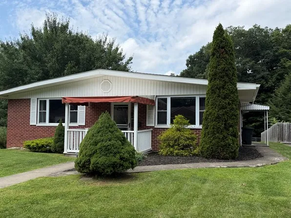 1008 Woodlawn Ave, Beckley, WV 25801