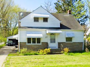 15800 Grant Ave, Maple Heights, OH 44137