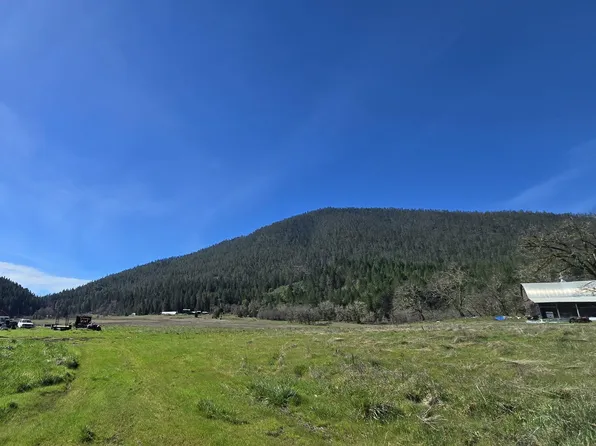 147 Warren Rd #1, Selma, OR 97538