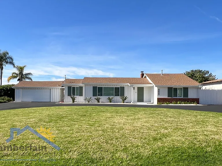 4033 Skyline Rd — Photo 2