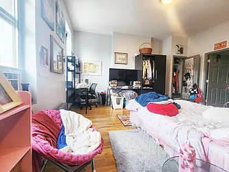 Rented by RELEASE NY