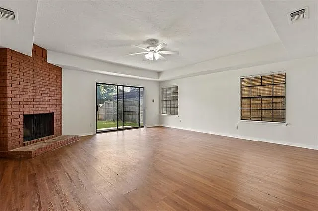 1821 Hillcrest St #1821 — Photo 12