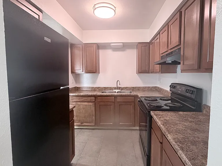 3625 N 38th St #70 — Photo 2