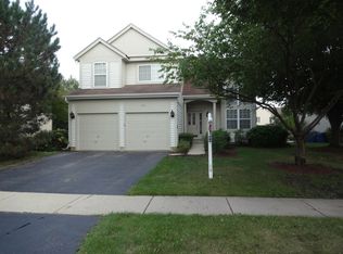 1359 Beacon Ln, Bartlett, IL 60103