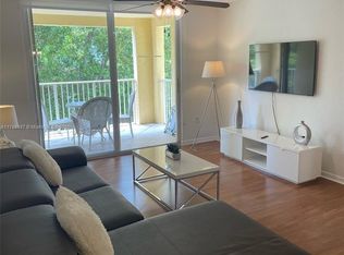 19501 E Country Club Dr #9506, Aventura, FL 33180