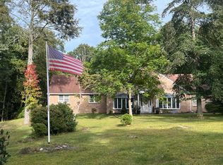 153 Meeting House Rd, Haddam, CT 06438