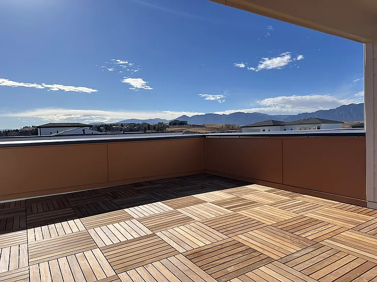 760 Josephine Way — Photo 24