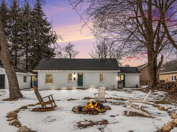 2309 Dalton Ave SW, Wyoming, MI 49519