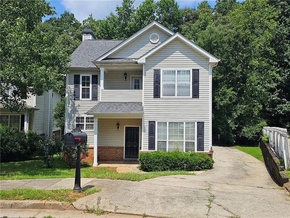 3202 Heritage Walk Ln