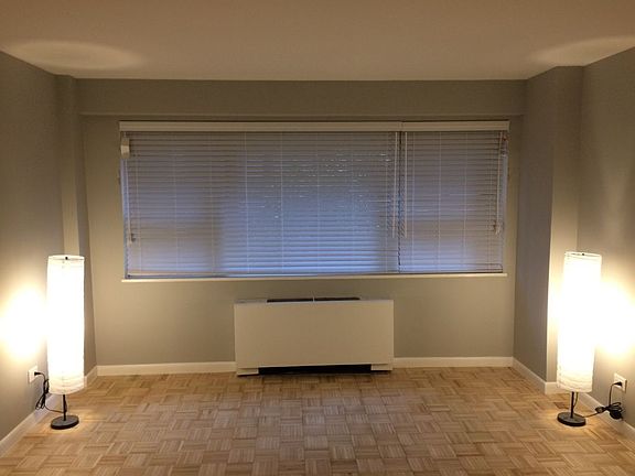 3rd image of 330 E 49th St APT 4L