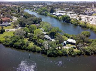 2012 - 2048 Montclair Dr, Sarasota, FL 34231
