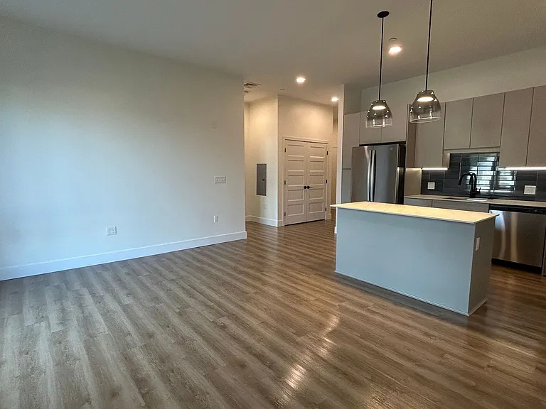 One Park Apartments — Photo 58