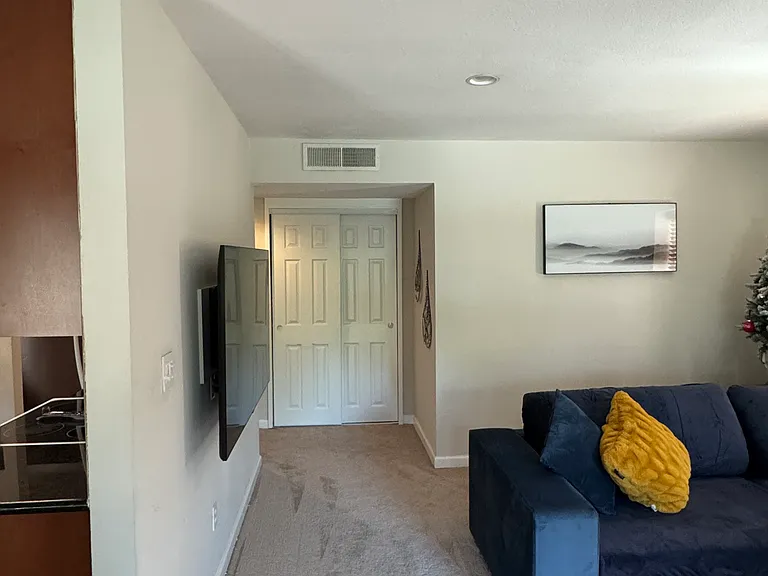 276 Tradewinds Dr #12 — Photo 7
