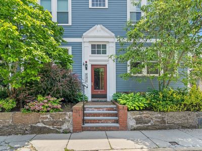 9 Sedgwick St #1, Boston, MA, 02130