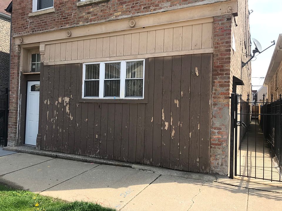 1st image of 3739 S Wood St #1R