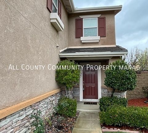 3rd image of 45006 Thalia Ln