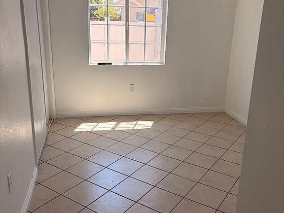 2nd image of 1571 E Olive St #B