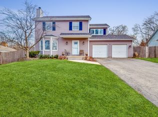 6025 Leonard Ave, Downers Grove, IL 60516