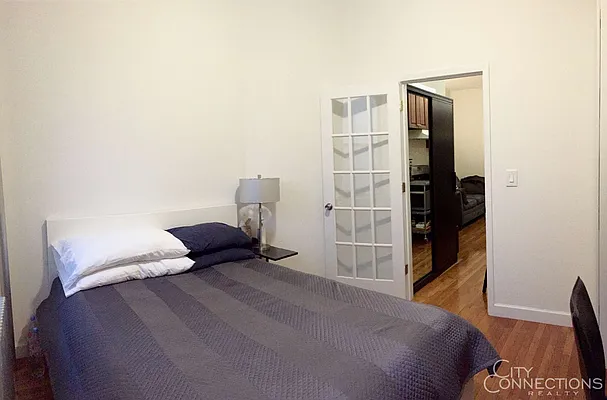 Rented by City Connections Realty | media 10