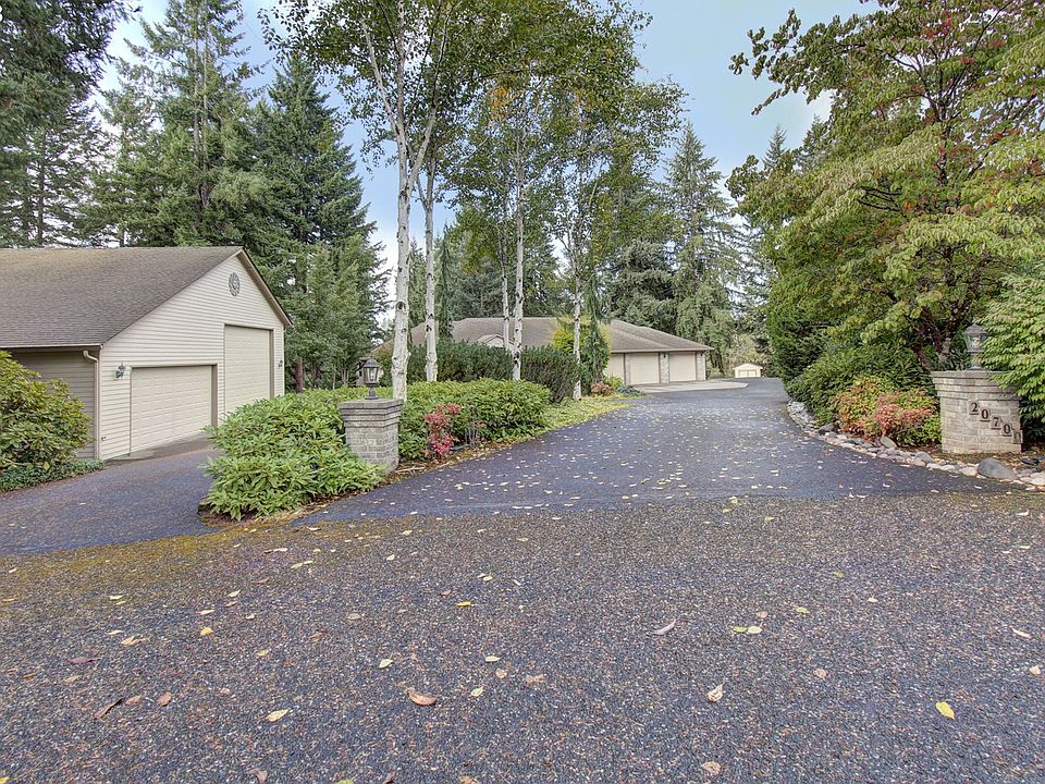 1st image of 20700 NE 205th Pl
