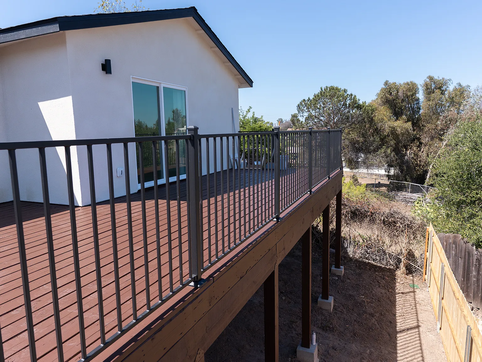 4 bed, 1200 sqft, $3,995 — Photo 3