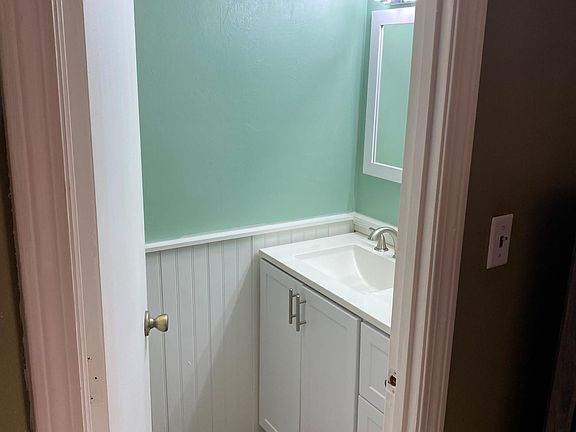 5th image of 36 Greentree Ln APT 22