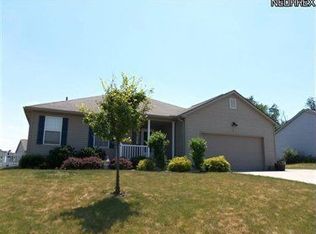 2027 Summer Evening Dr, Canal Fulton, OH 44614