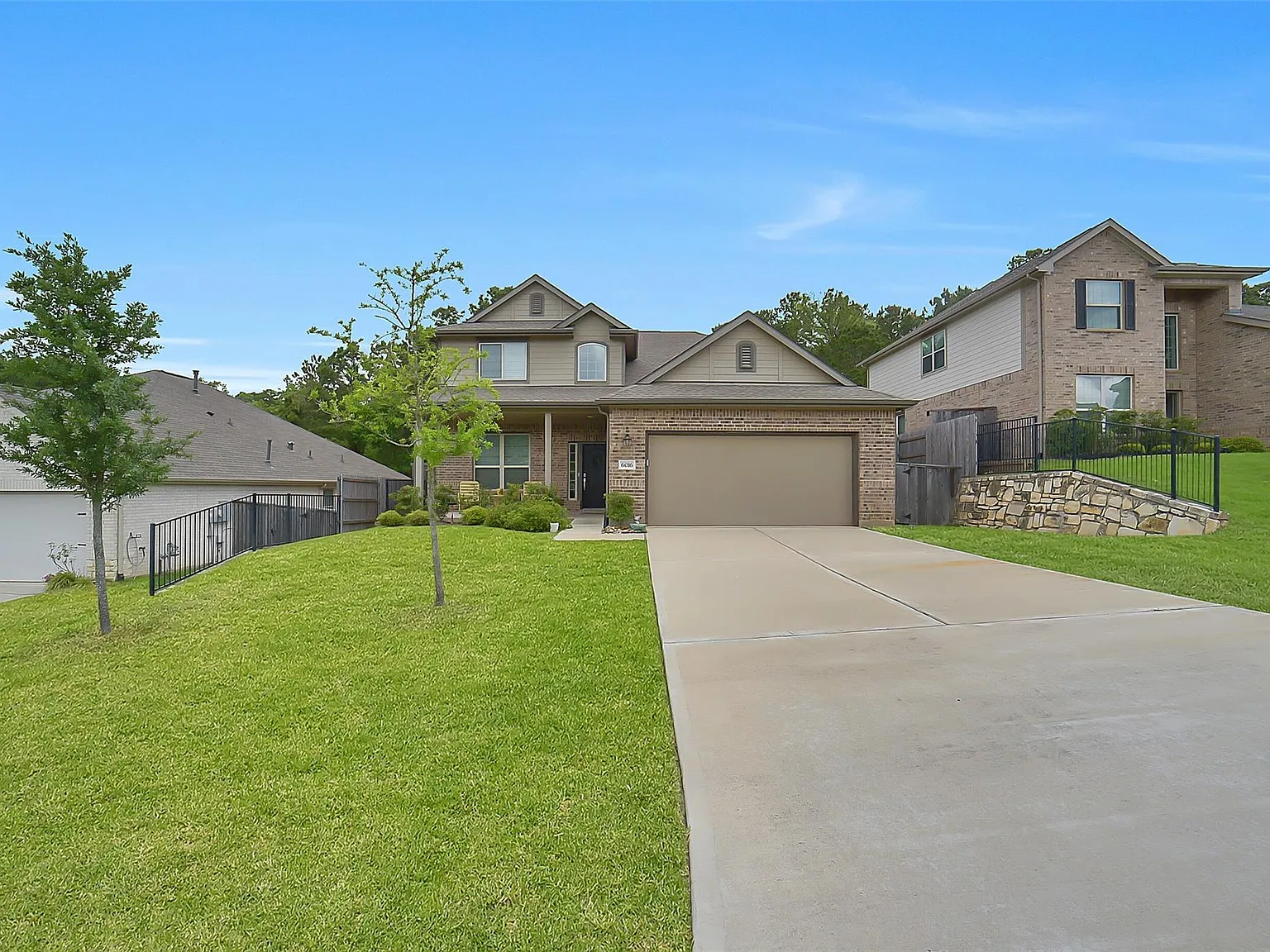 4 bed, 3.5 bath, 2976 sqft, $2,850 — Photo 1