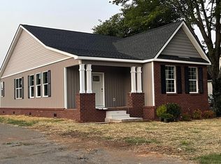 113 W F St, Elizabethton, TN 37643