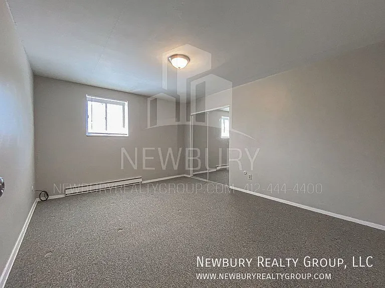 1459 Poplar St #10 — Photo 16