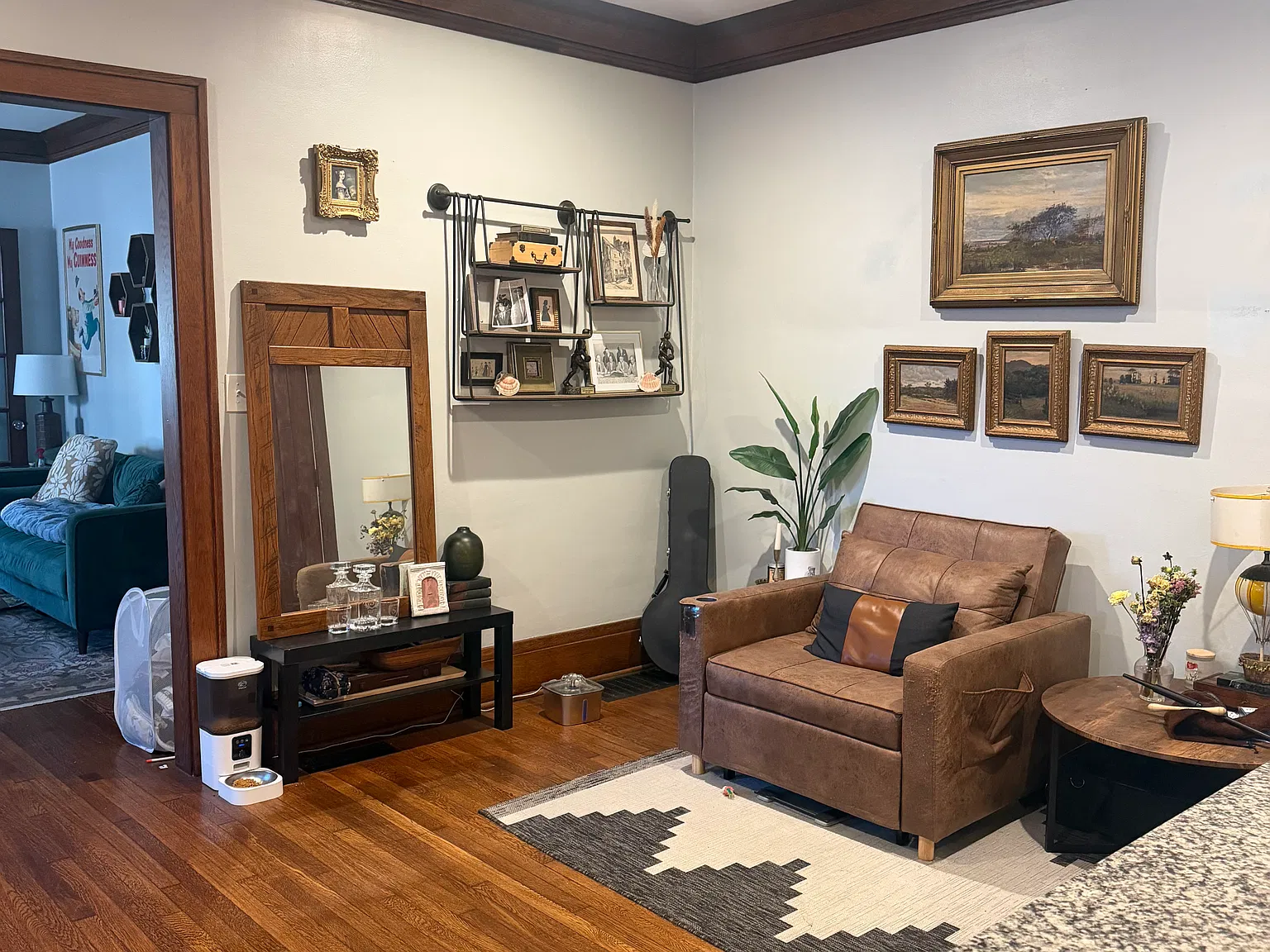 2 bed, 1100 sqft, $1,495 — Photo 2