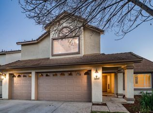 713 Saint Michelle Dr, Madera, CA
