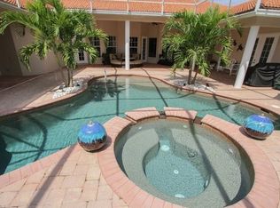 10819 Fieldfair Dr, Naples, FL 34119