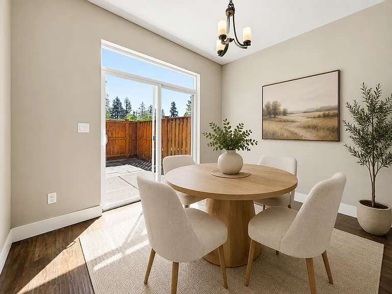 1064 SE Leonel Ln — Photo 12