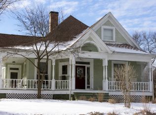 350 Harrison Ave, Charleston, IL