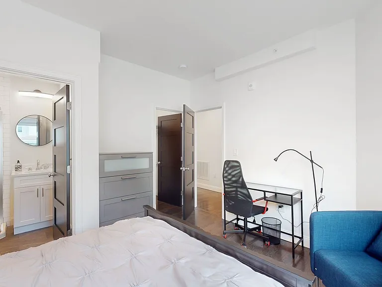 188 Ash St — Photo 16